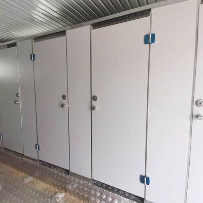 휴대용 WC 화장실 안전 문 사용 이동식 임시 이동식 WC 화장실 액세서리와 함께 Prefab 세트 호흡