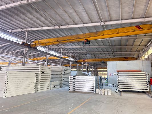 이동 생활 컨테이너 하우스 20ft 40ft 휴대가 가능한 Prefab 캠핑 홈과 강한 샌드위치 패널 문