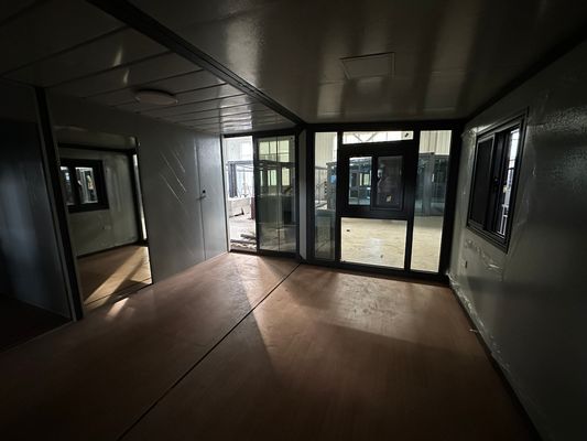 20 피트 빠른 건설 생활 컨테이너 하우스 방화 방수 벽 패널 현대 디자인 스타일의 전조 주택