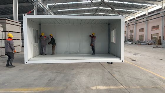 40ft 20ft 오피스 샌드위치 패널 전공 접는 모바일 홈 기숙사 캠프 접는 컨테이너 내구성 알루미늄 창문