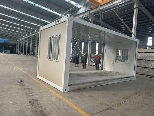 날씨에 견딜 수 있는 재료 20ft 40ft 컨테이너 폴딩 하우스 사전 제조 된 폴딩 컨테이너 하우스 사무실 및 학교