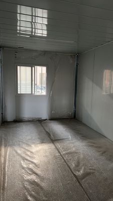 날씨에 견딜 수 있는 재료 20ft 40ft 컨테이너 폴딩 하우스 사전 제조 된 폴딩 컨테이너 하우스 사무실 및 학교