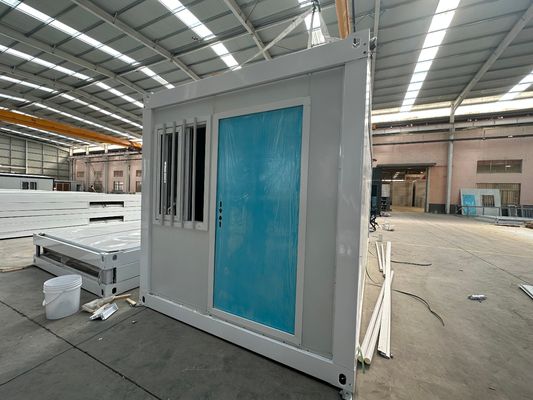 Z급 접는 컨테이너 하우스 겨울용 이동식 건물 휴대용 접는 운송 컨테이너 가정 학교판