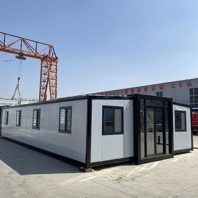 40FT 또는 맞춤형 샌드위치 패널 확장 가능한 컨테이너 하우스 따뜻한 거실과 욕실