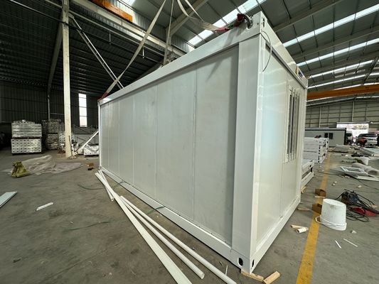 20FT/40FT 사용자 지정 휴대용 접기 빠른 조립 안전 강한 안정성 방수 방화 컨테이너 주택 생활