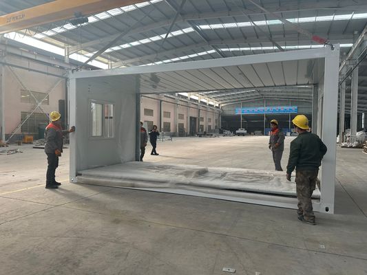 20FT/40FT 맞춤형 금속형 전공 1 2 3 침실 빠른 접이식 저장 컨테이너 집 안전 문과 함께 차고