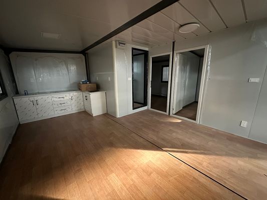 20FT 크기와 방수 기능으로 완벽하게 사용자 정의 확장 가능한 컨테이너 하우스