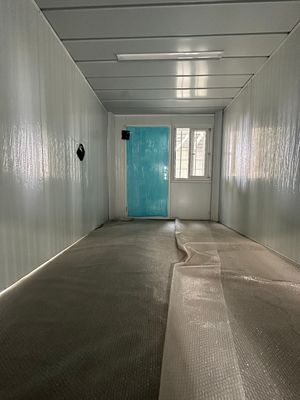 현대 디자인 스타일과 사전 공사에 맞춘 컬러 20ft 샌드위치 패널 접이식 컨테이너 하우스
