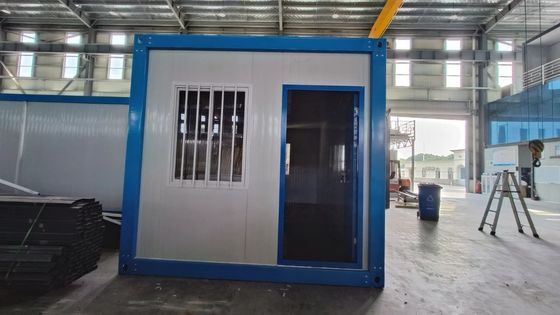 사전 제조 된 고급 휴대가 가능한 컨테이너 하우스 20FT / 40FT 지붕 상단 지붕 방수