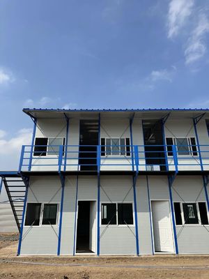 가벼운 철강 구조 프레임 편안하고 내구적인 생활을위한 사전 제조 된 콘크리트 집