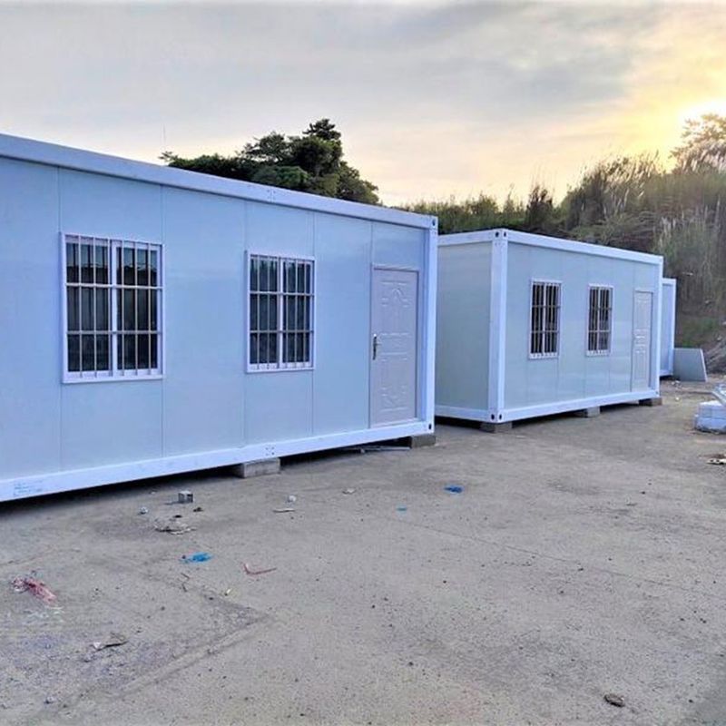 20ft 40ft Prefab 주택 모바일 방수 방화 분리 가능한 컨테이너 사무실 사용자 정의 색상 현대 디자인 스타일